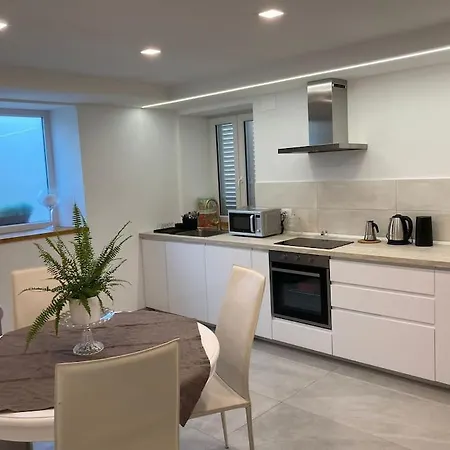 Casa Roby Apartment *